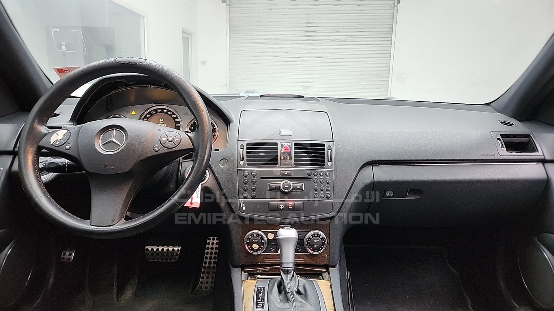 2008 MERCEDES C 280 VIN: WDDGF54X38F121279
