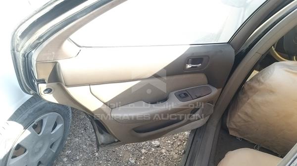 Lexus LS400 1996 JT8BH22F2T0050495 Image 18
