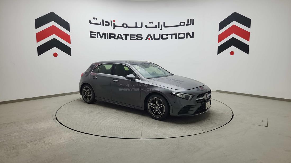 2019 Mercedes A 250 — Front Right Angle — Photo 10
