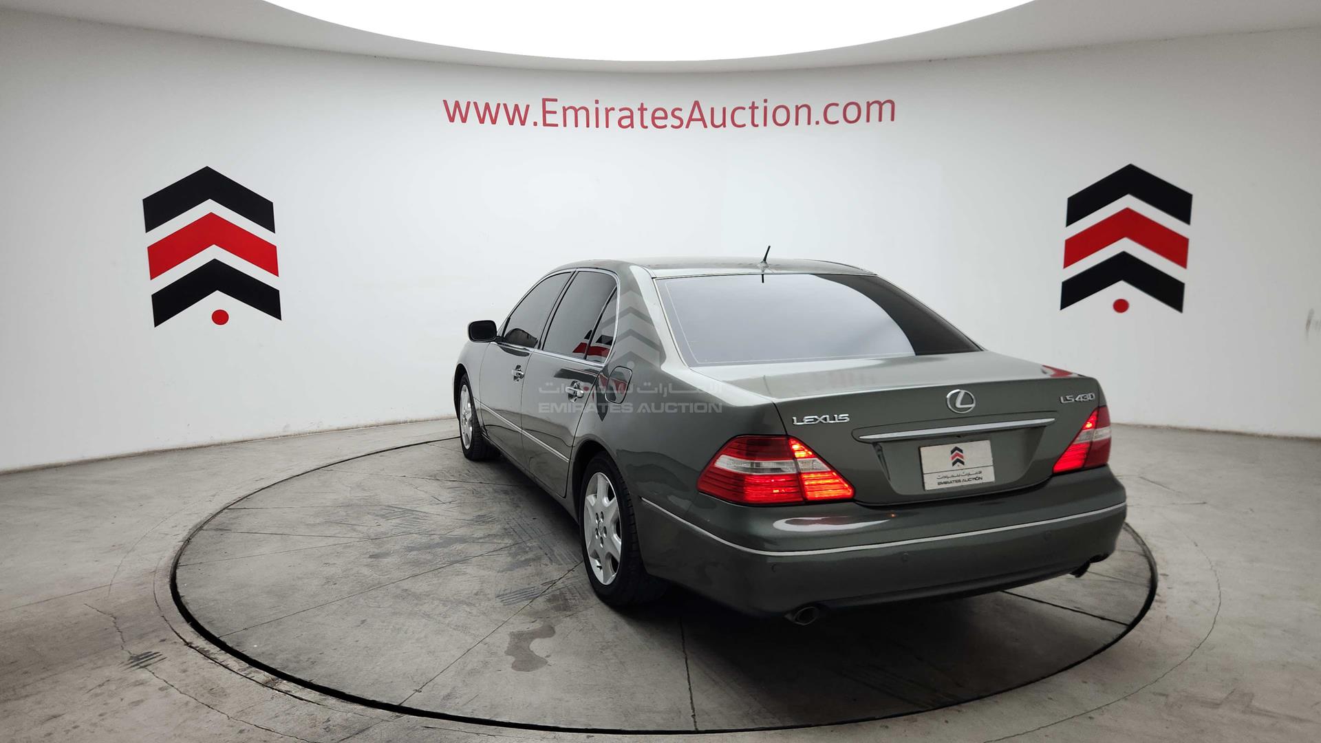 2004 LEXUS LS 430 VIN: JTHBN36F340136781
