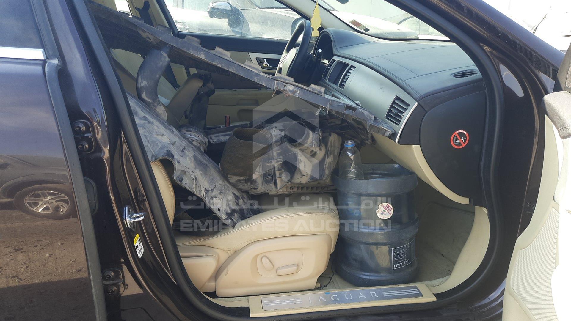 2012 JAGUAR XF VIN: SAJAA05F2CLS41075