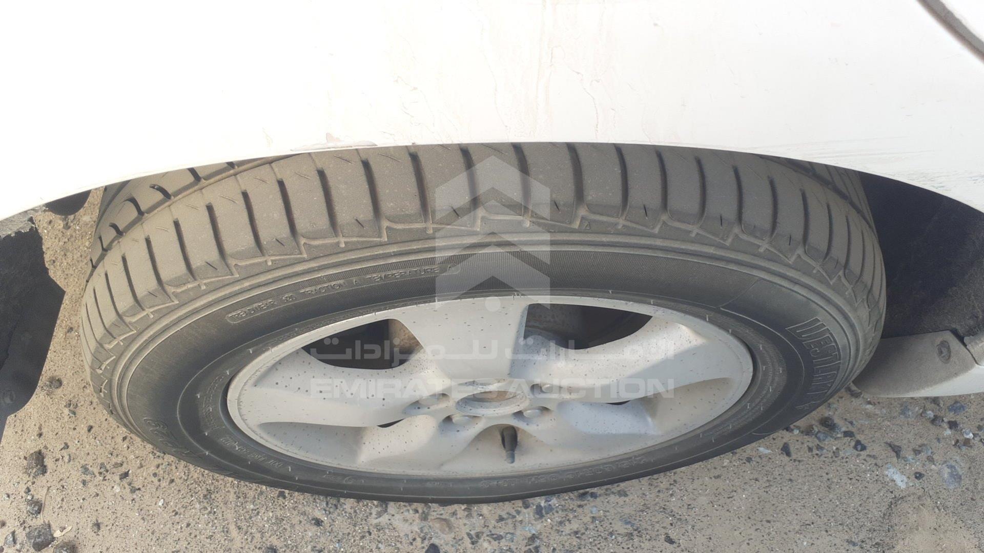 2008 TOYOTA CAMRY VIN: 6T1BE42K78X533241