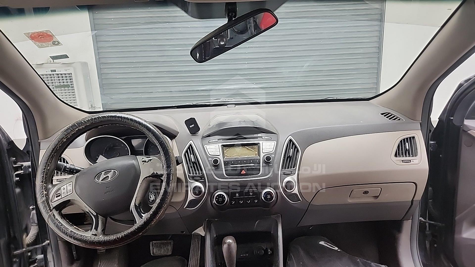 2013 HYUNDAI TUCSON VIN: KMHJT81BXDU630516