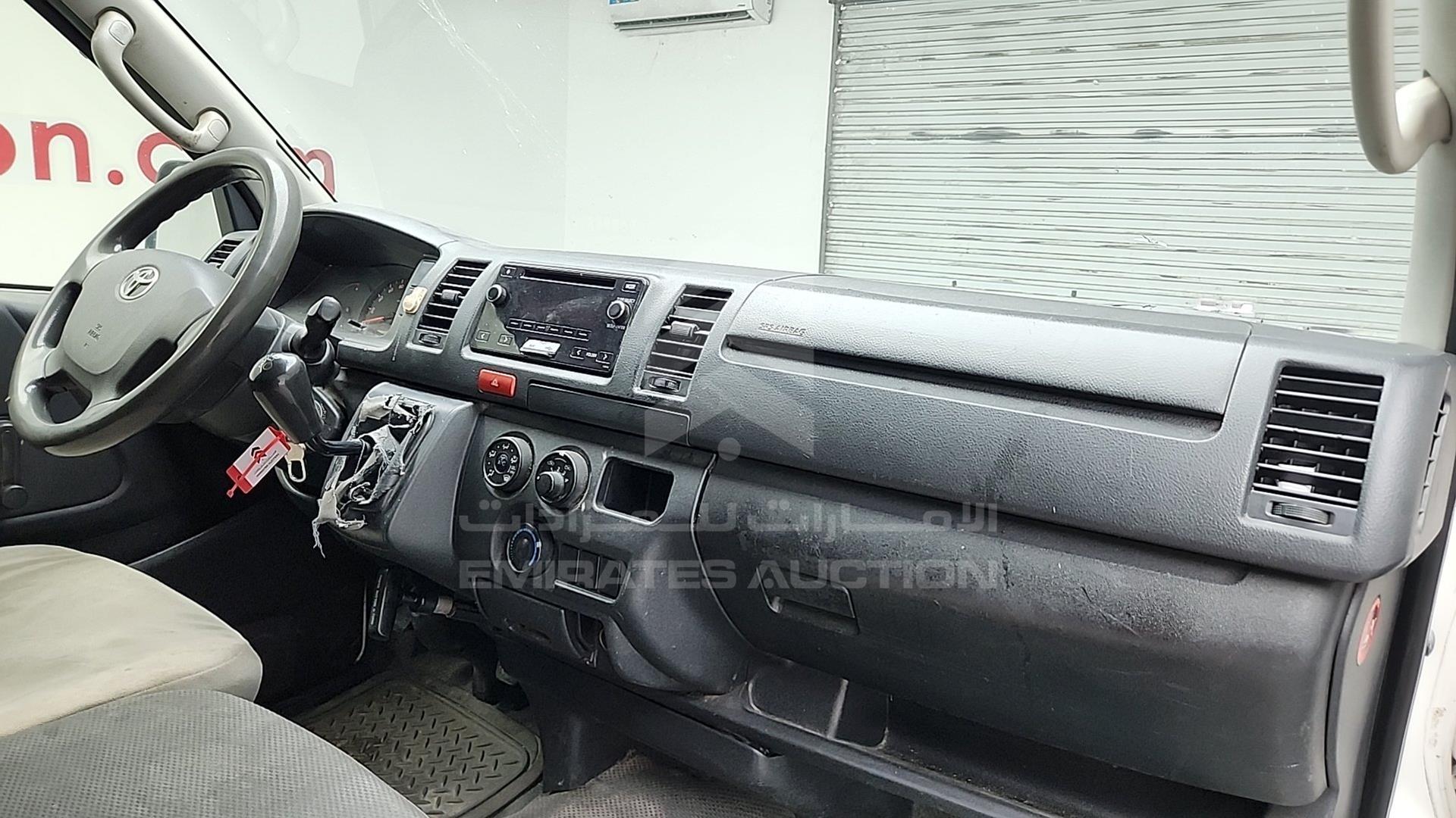 2015 TOYOTA HIACE VIN: JTFHX02PXF0098690