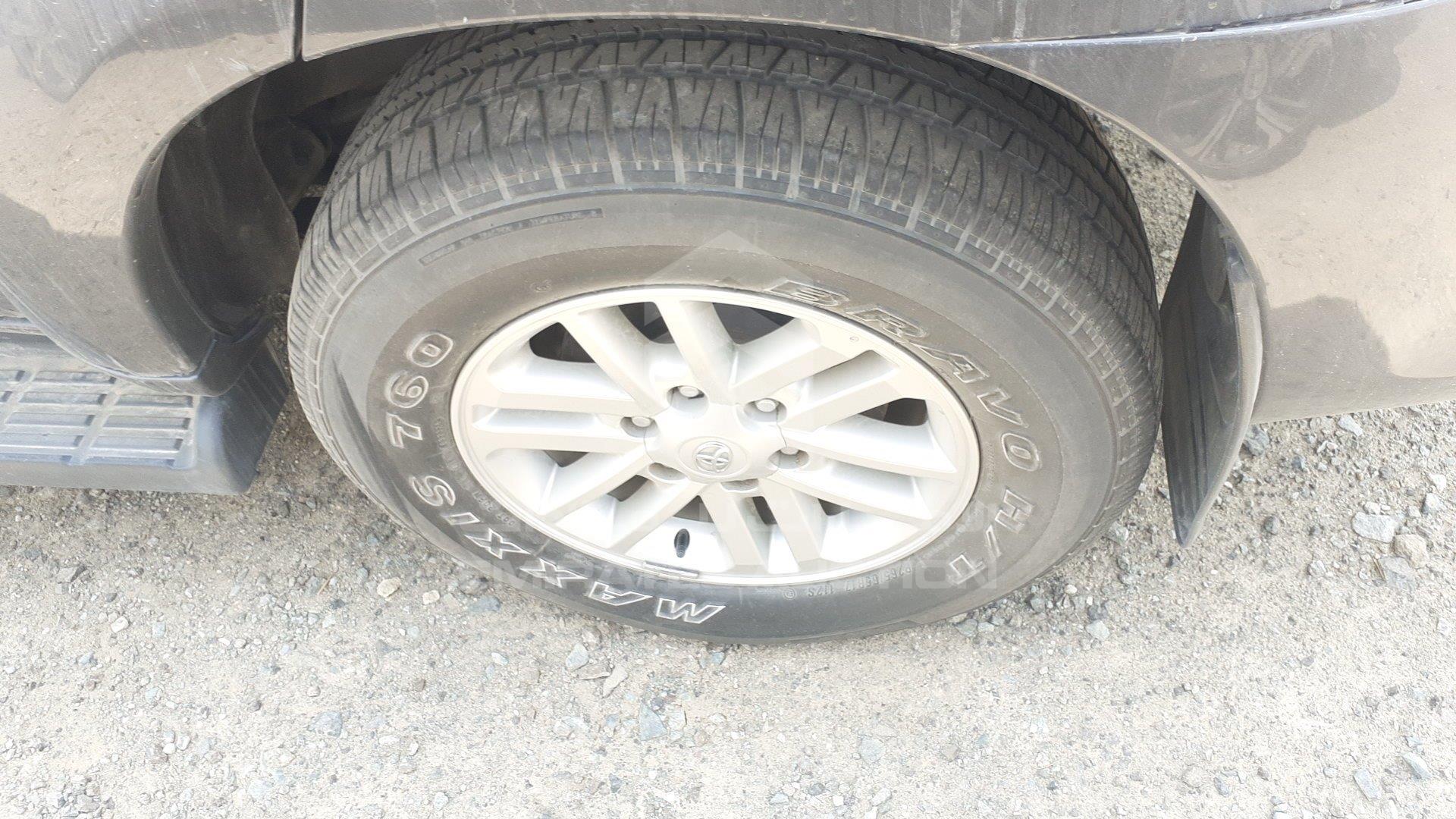 MHFYX59G0D8046614 - 2013 Toyota Fortuner - #359324