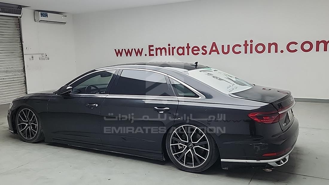 اودي A8 2020 — الزاوية الخلفية اليسرى — صورة 7