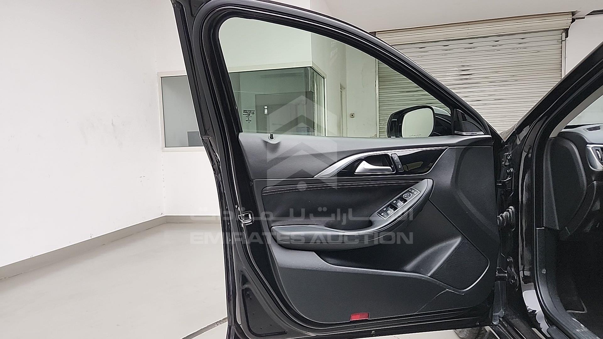 2017 INFINITI Q 30 VIN: SJKDH5CP0HA019148