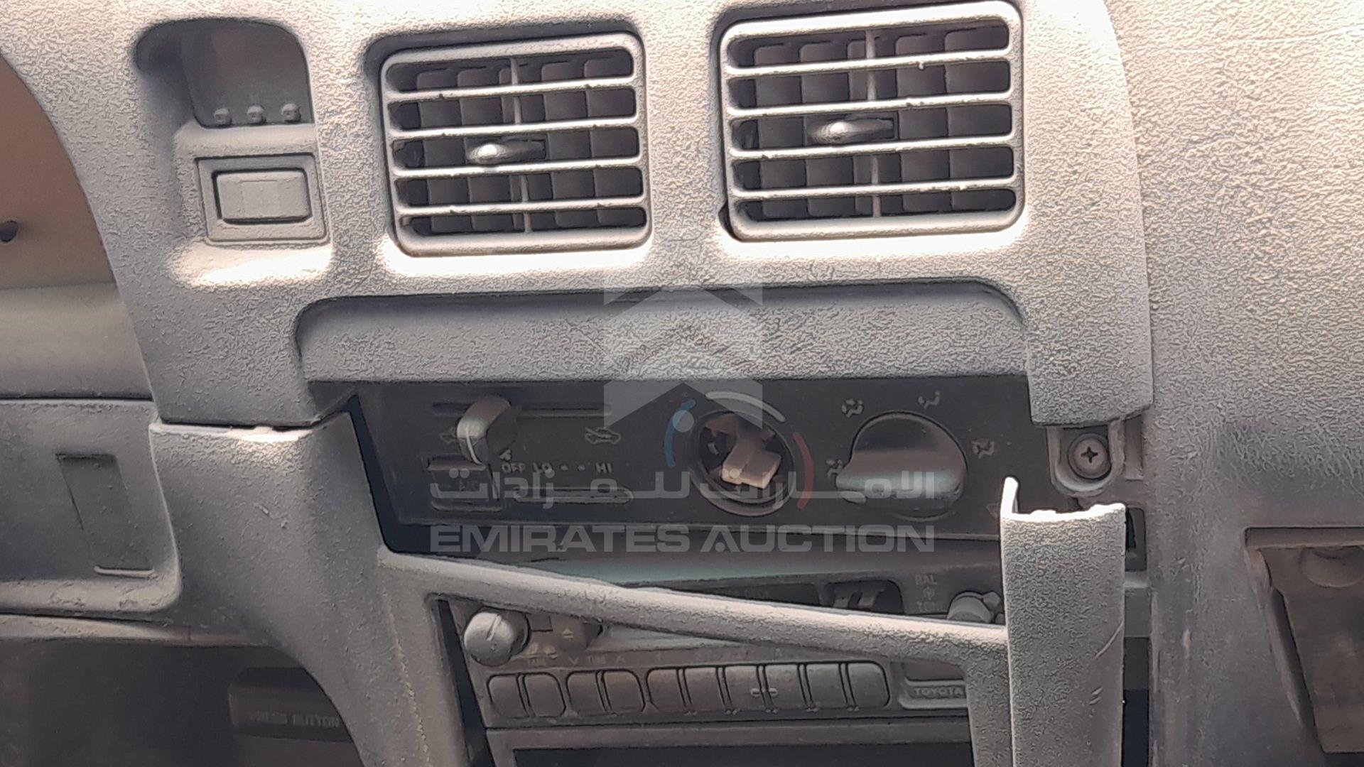2001 TOYOTA HILUX VIN: JTFDE626810064352