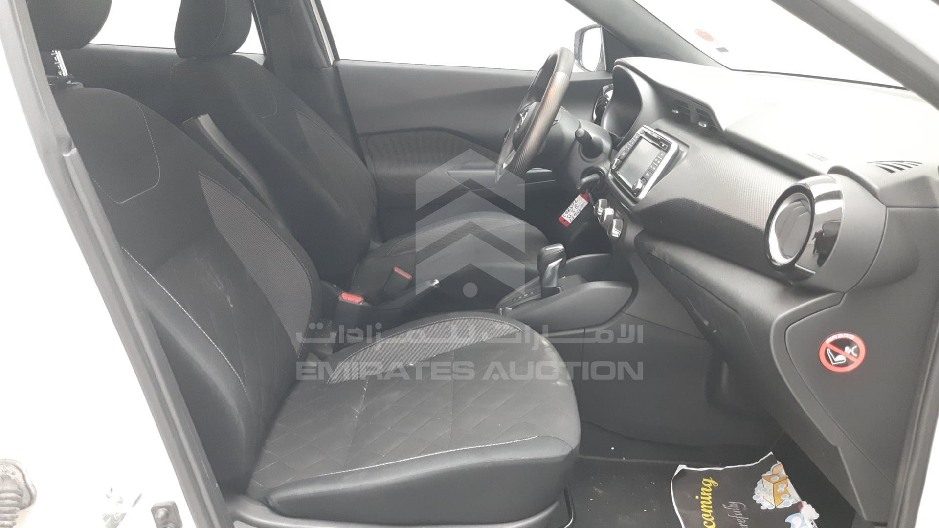 2018 NISSAN KICKS VIN: 3N1CP5C99JL495452