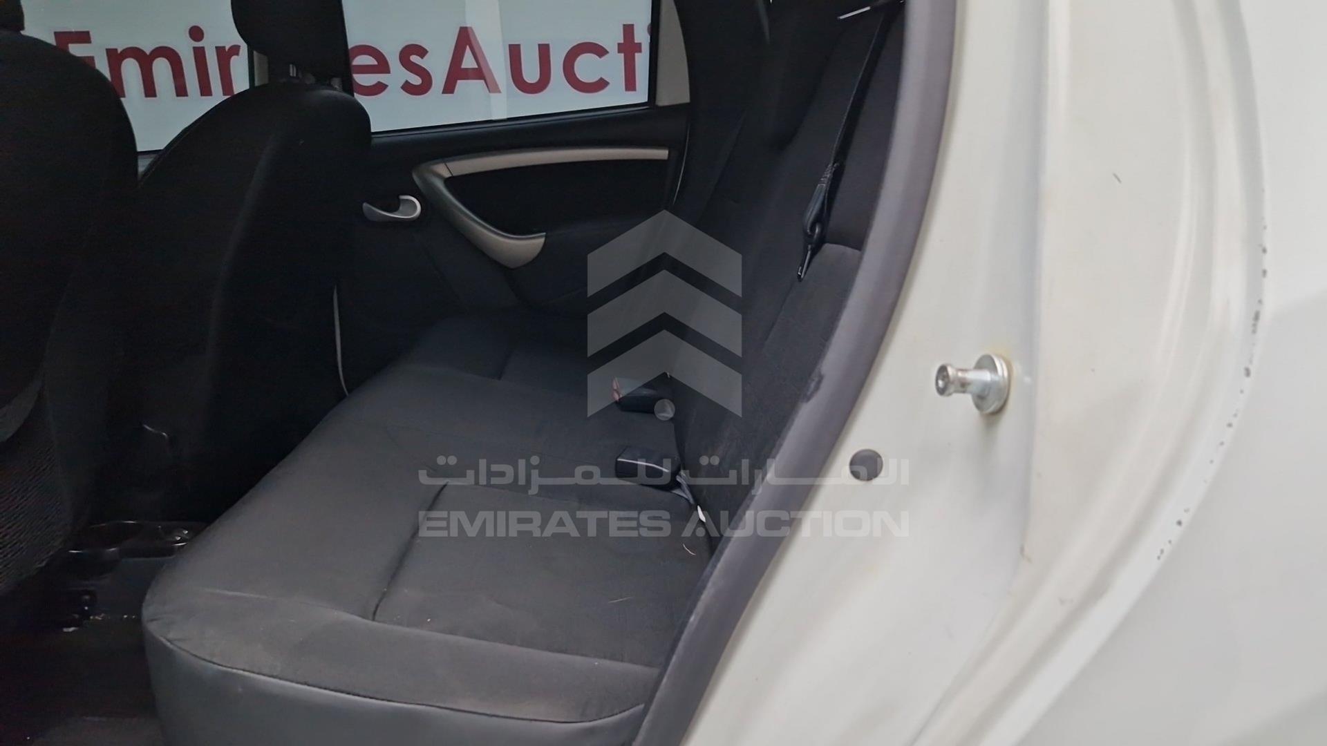 2015 RENAULT DUSTER VIN: VF1HSRCA6FA516158