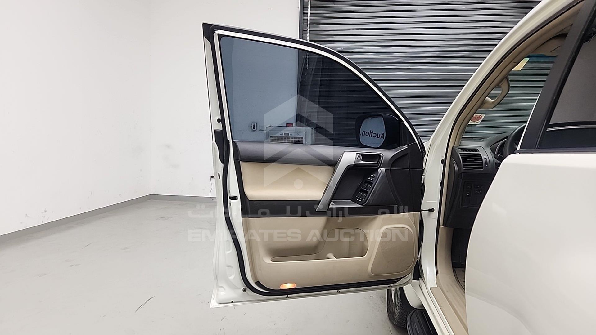2011 TOYOTA PRADO VIN: JTEBX9FJXB5015146