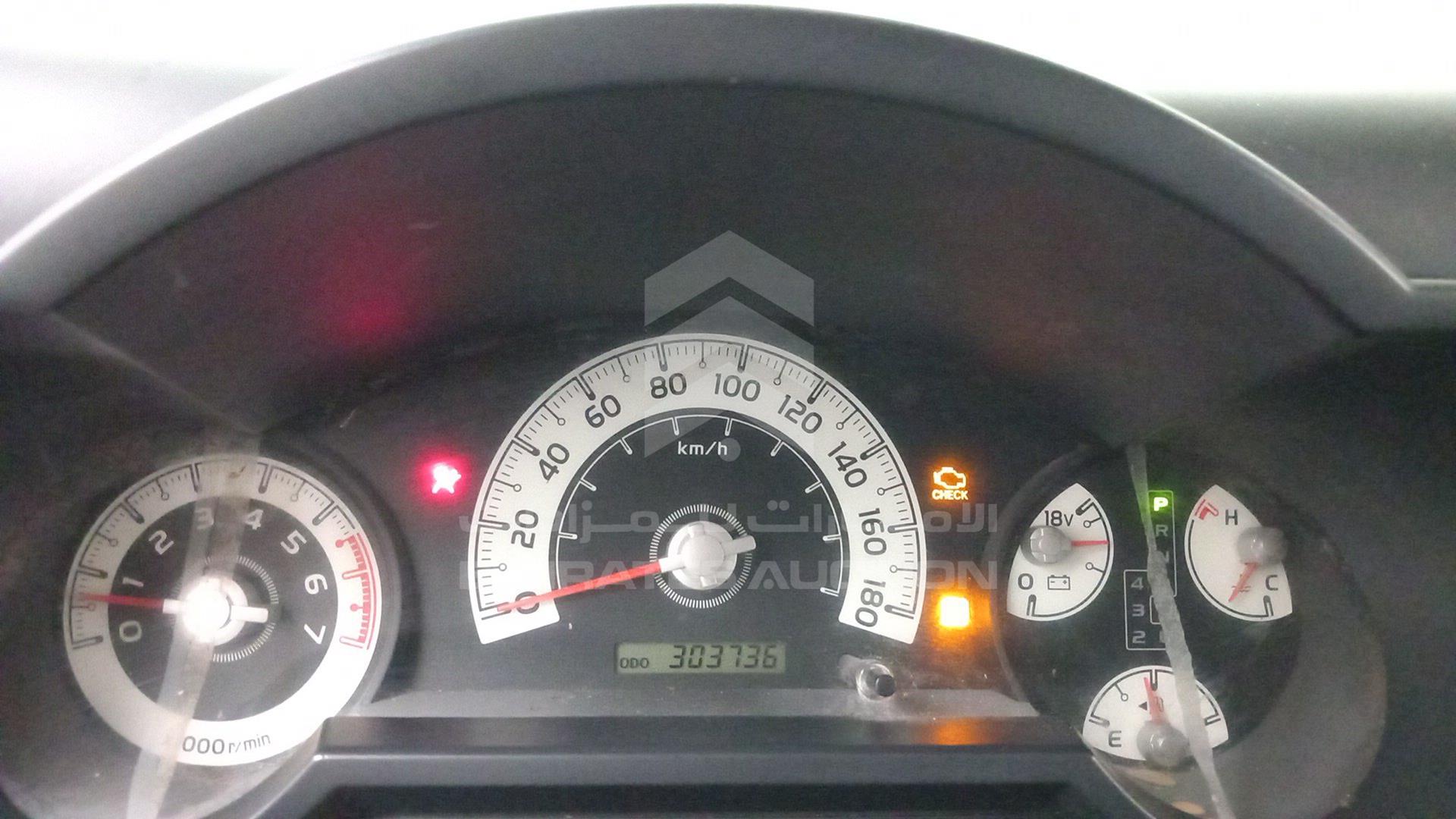 2010 TOYOTA FJ CRUISER VIN: JTEBU11F7AK087211