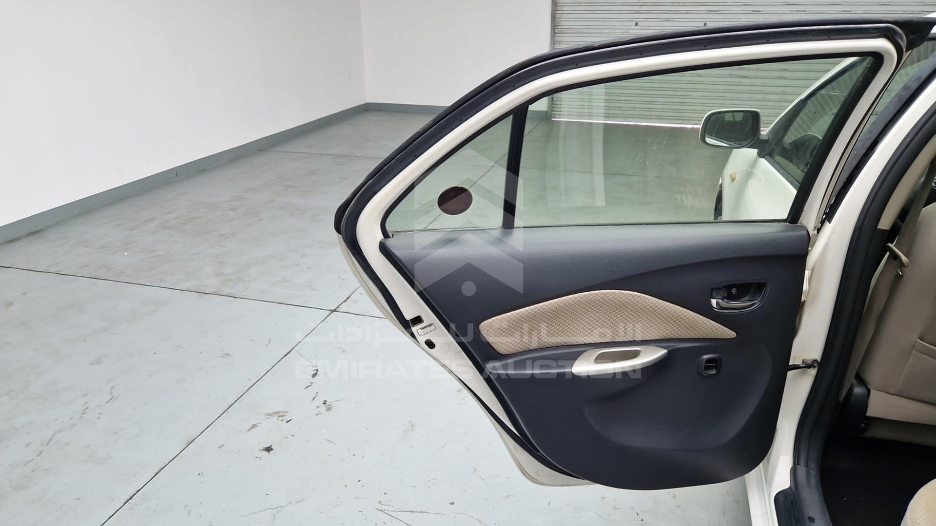 2008 TOYOTA YARIS VIN: JTDBW923884016907