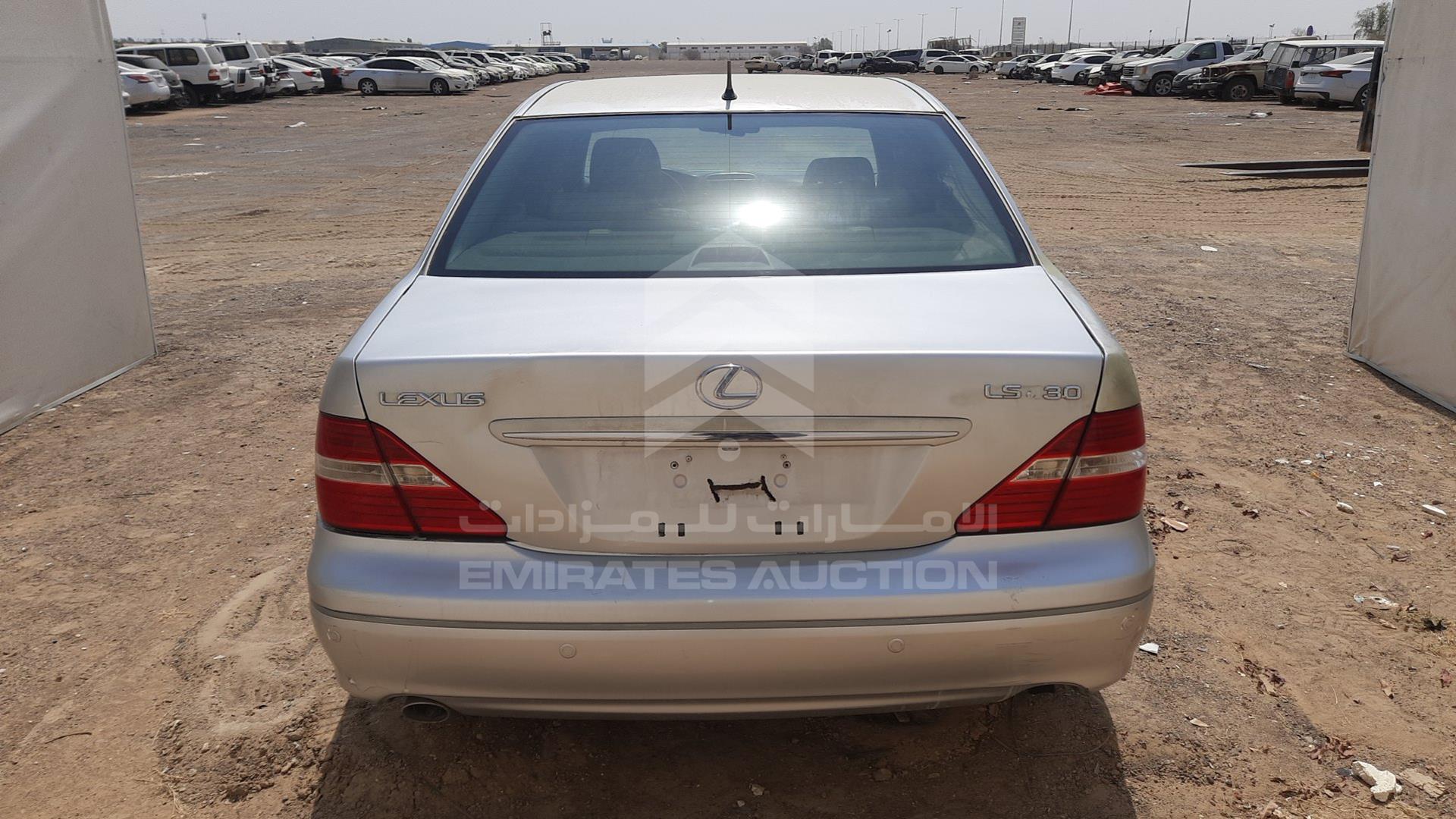 2005 LEXUS LS 430 VIN: JTHBN36F055023858