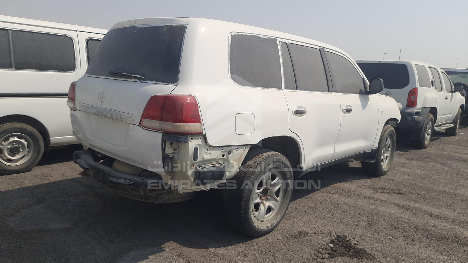 2011 TOYOTA LAND CRUISER VIN: JTMDU09J5B4034836