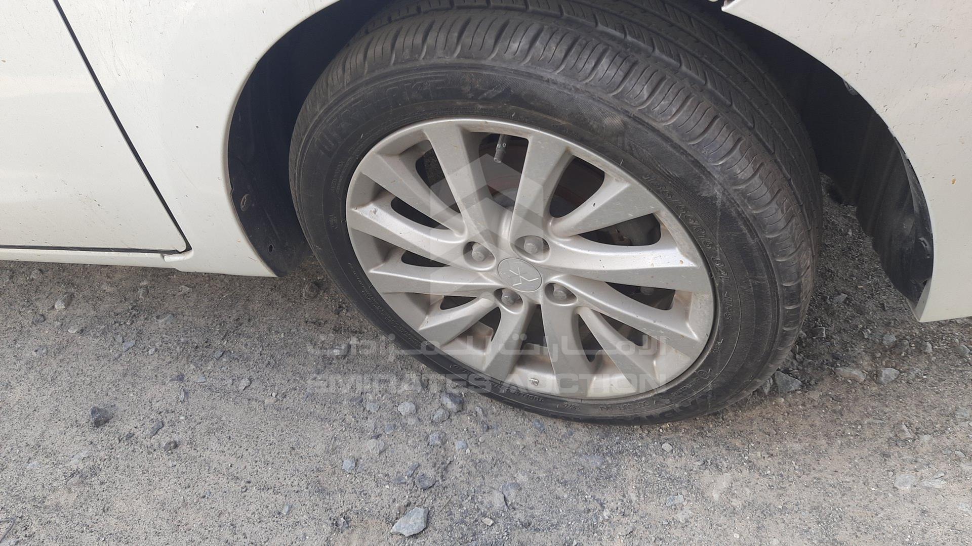 2019 MITSUBISHI ATTRAGE VIN: MMDAF26J2KH004913
