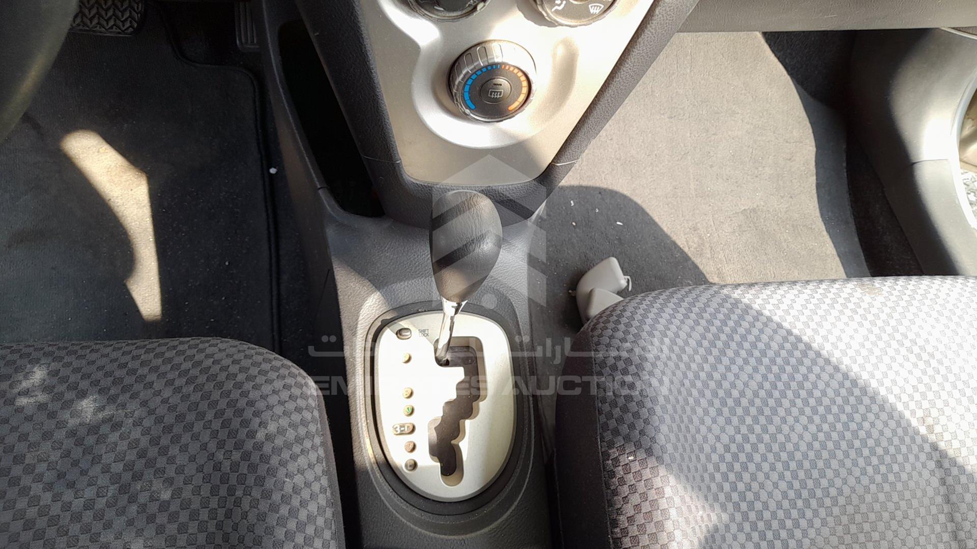 2007 TOYOTA YARIS VIN: JTDBW923971077991