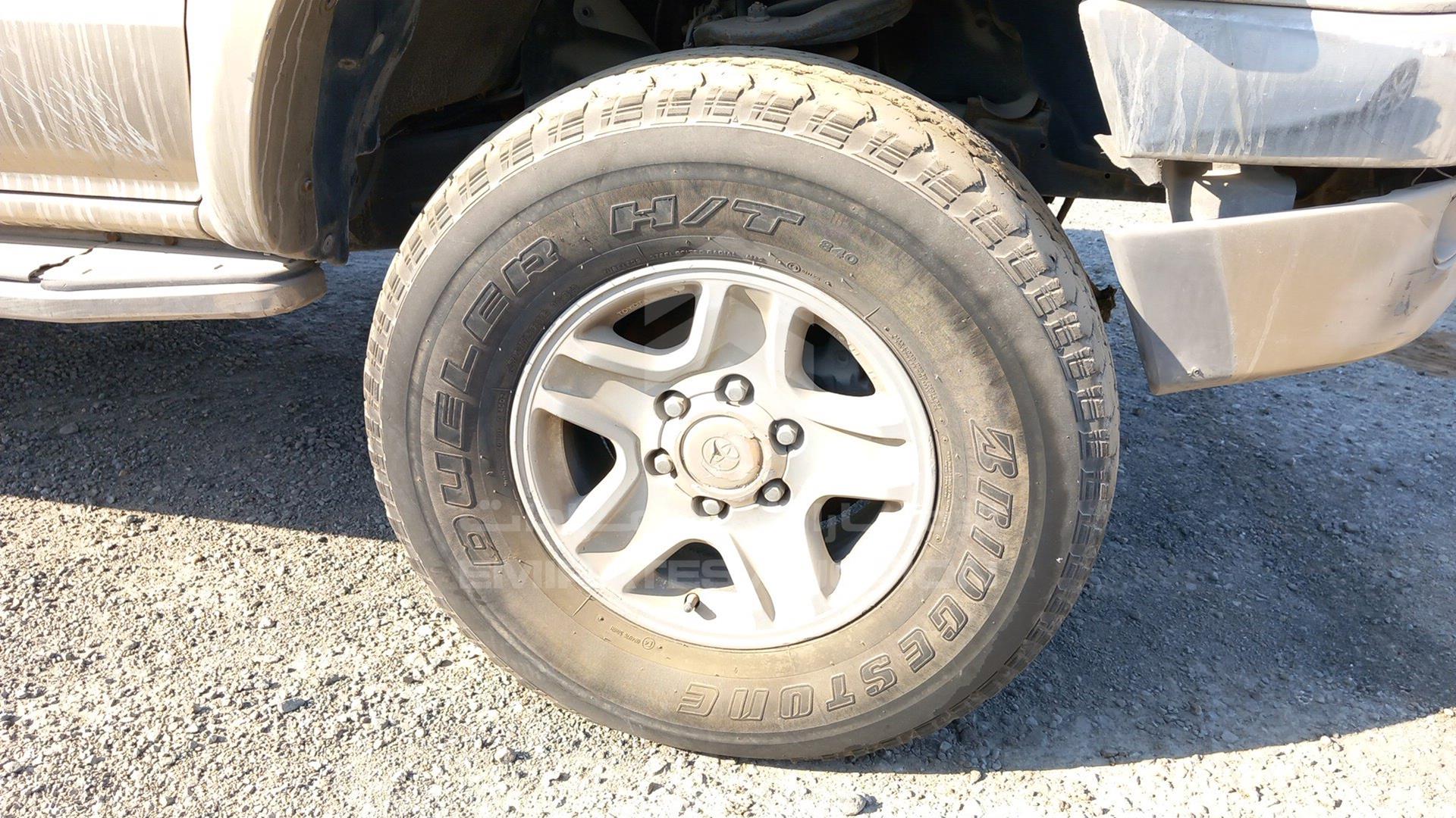 2002 TOYOTA 4 RUNNER VIN: JT3HN86R829077565