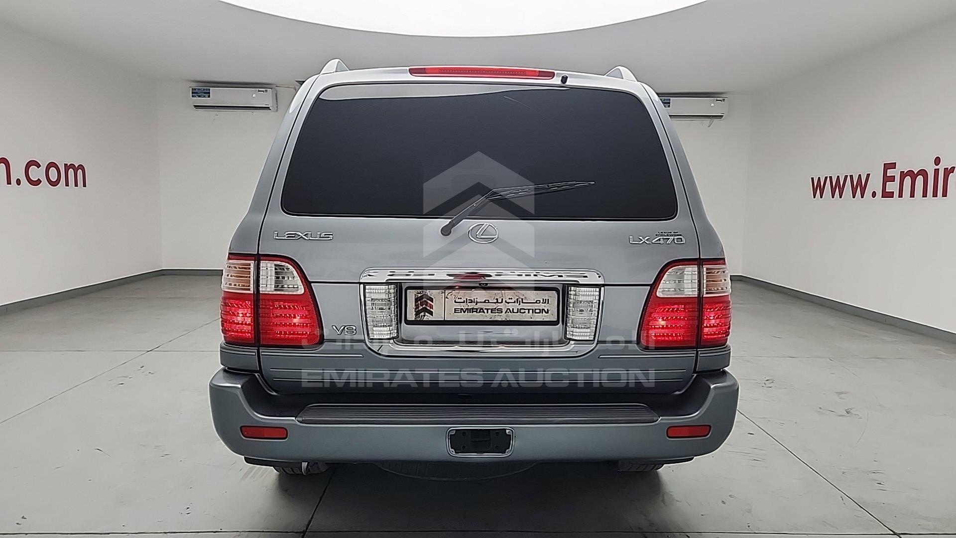 2005 LEXUS LX 470 VIN: JTJHT00W953550346