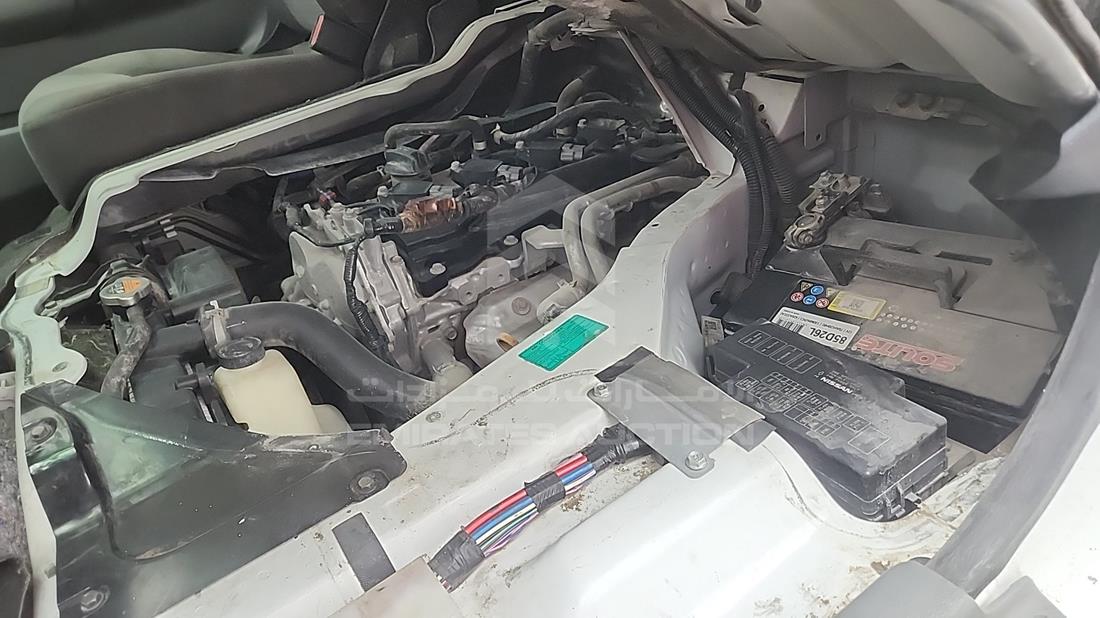 2020 Nissan Urvan — Engine Bay — Photo 20