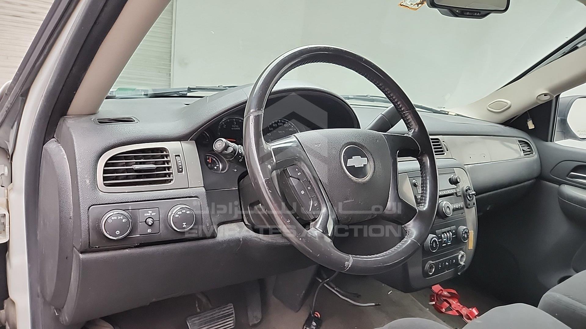 2008 CHEVROLET TAHOE VIN: 1GNFK13JX8J126409
