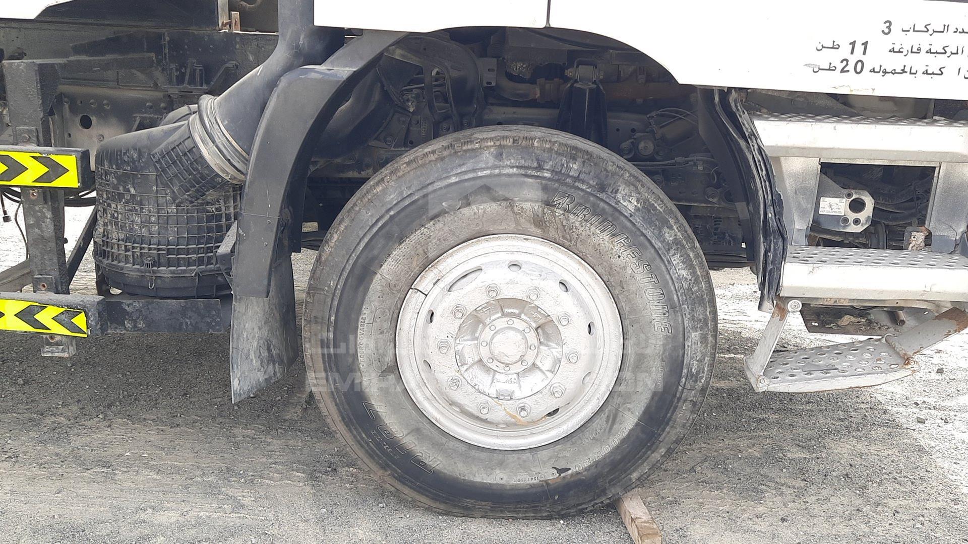 2003 MERCEDES ACTROS 3331 VIN: WDB9521631K841383