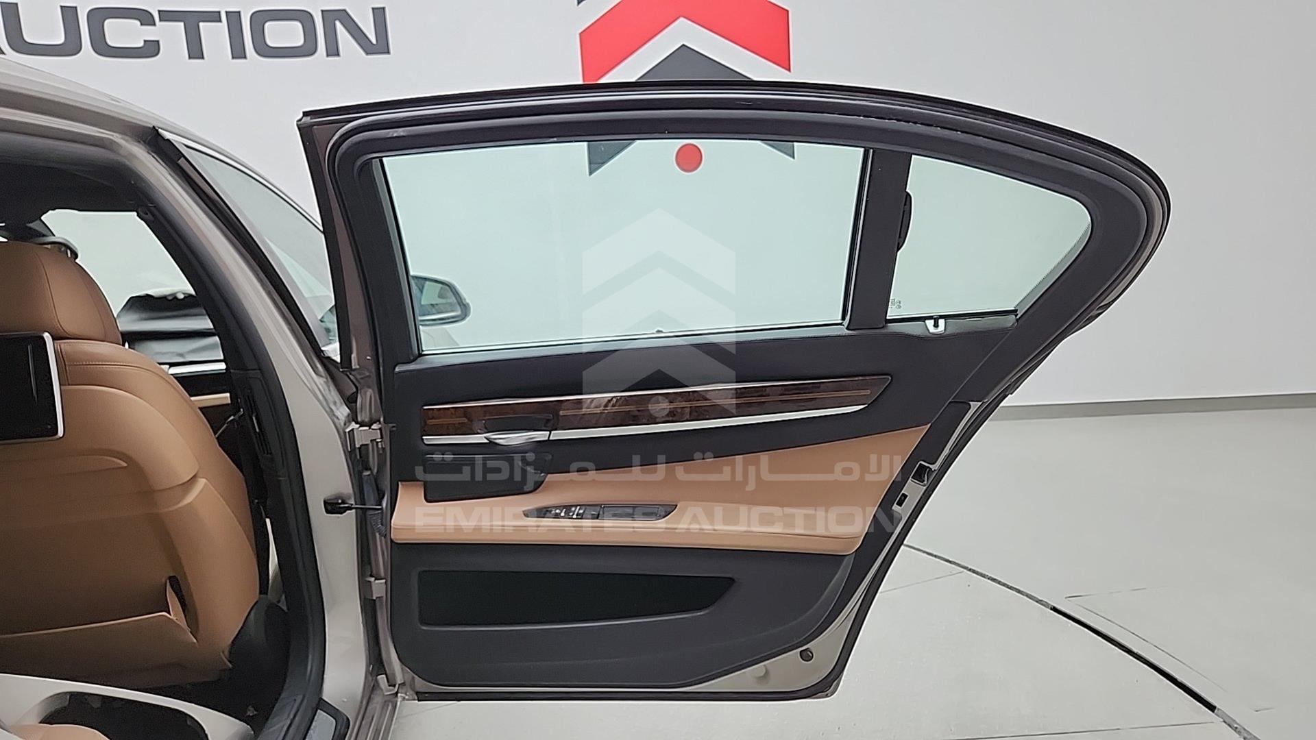 2015 BMW 730 VIN: WBAYE2101FD840169