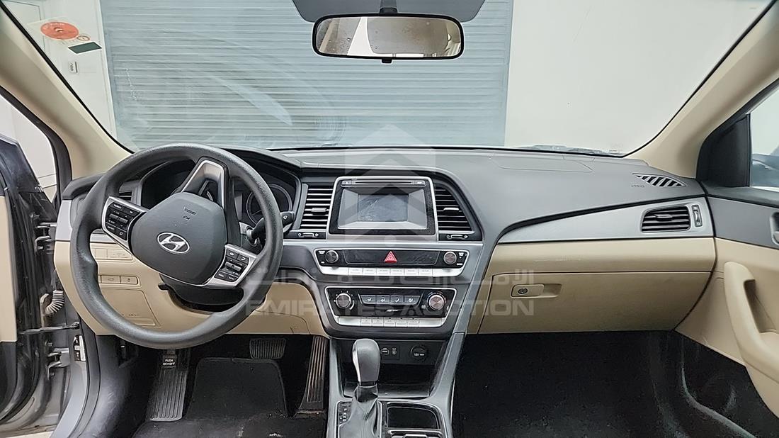 2018 Hyundai Sonata — Full Dashboard View — Photo 17