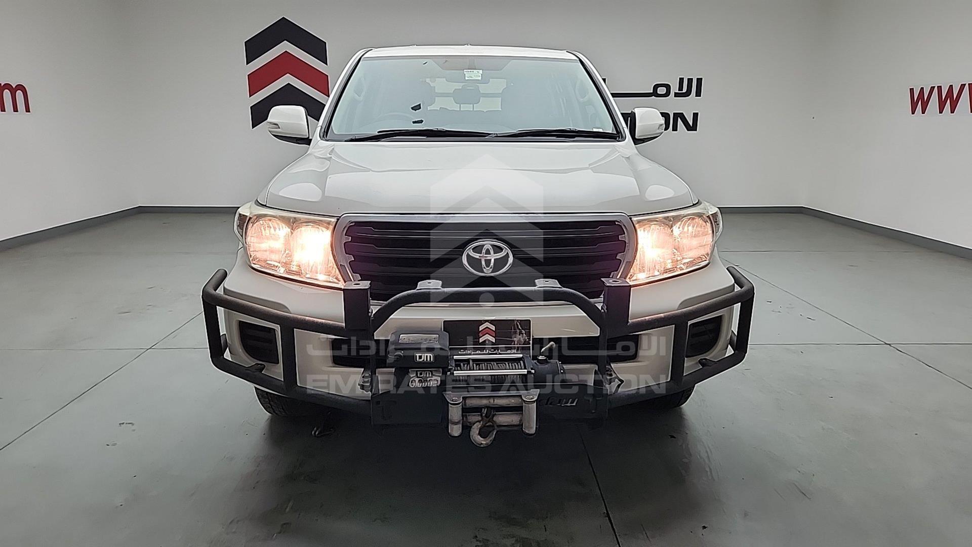 2014 TOYOTA LC 200 VIN: JTMHV09J804135073