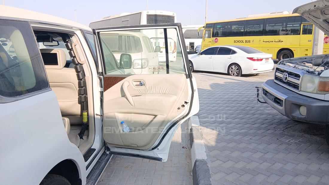 نيسان باترول 2019 — الباب الخلفي الأيمن — صورة 21