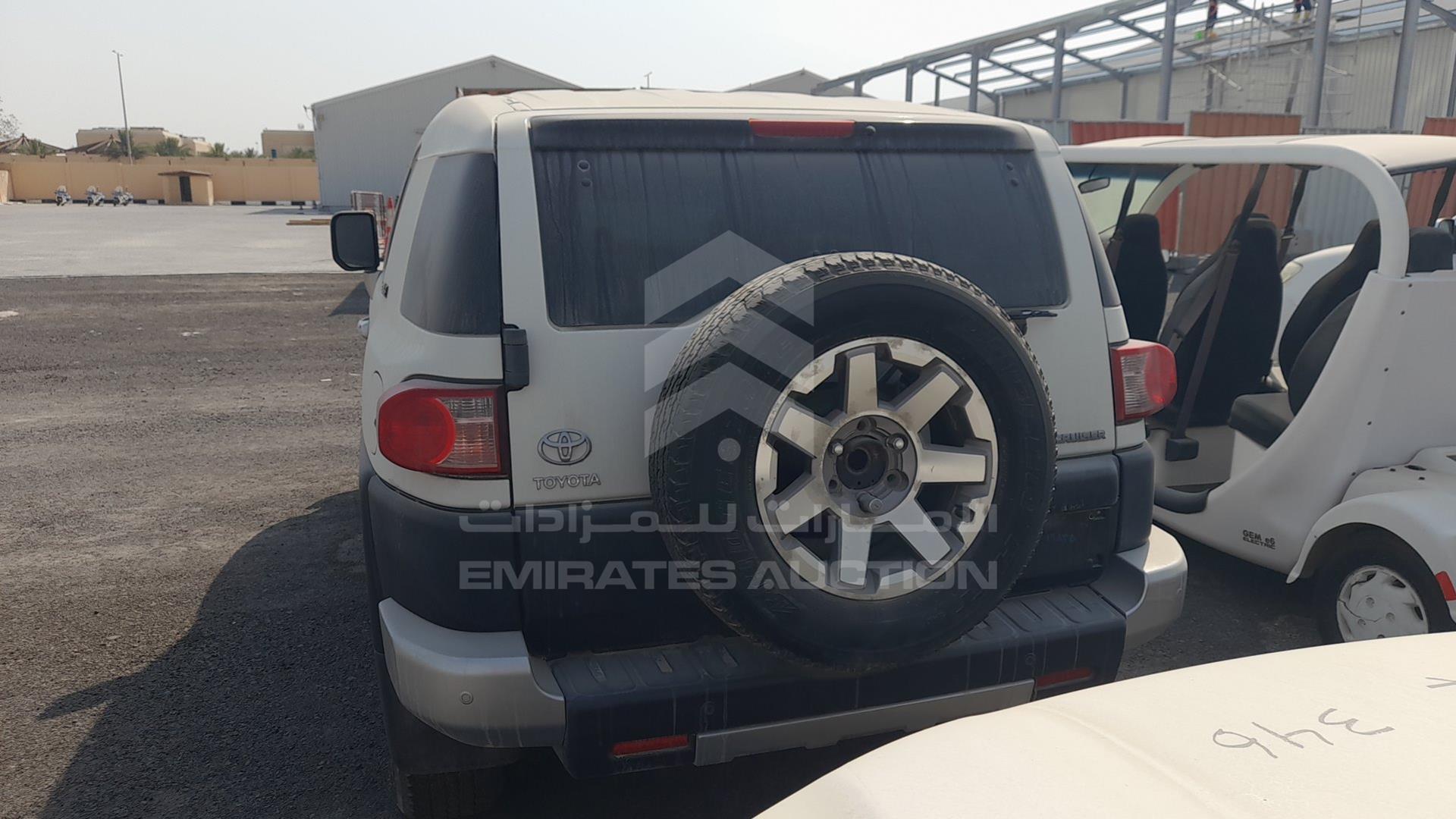 2014 TOYOTA FJ CRUISER VIN: JTEBU11F3EK195394