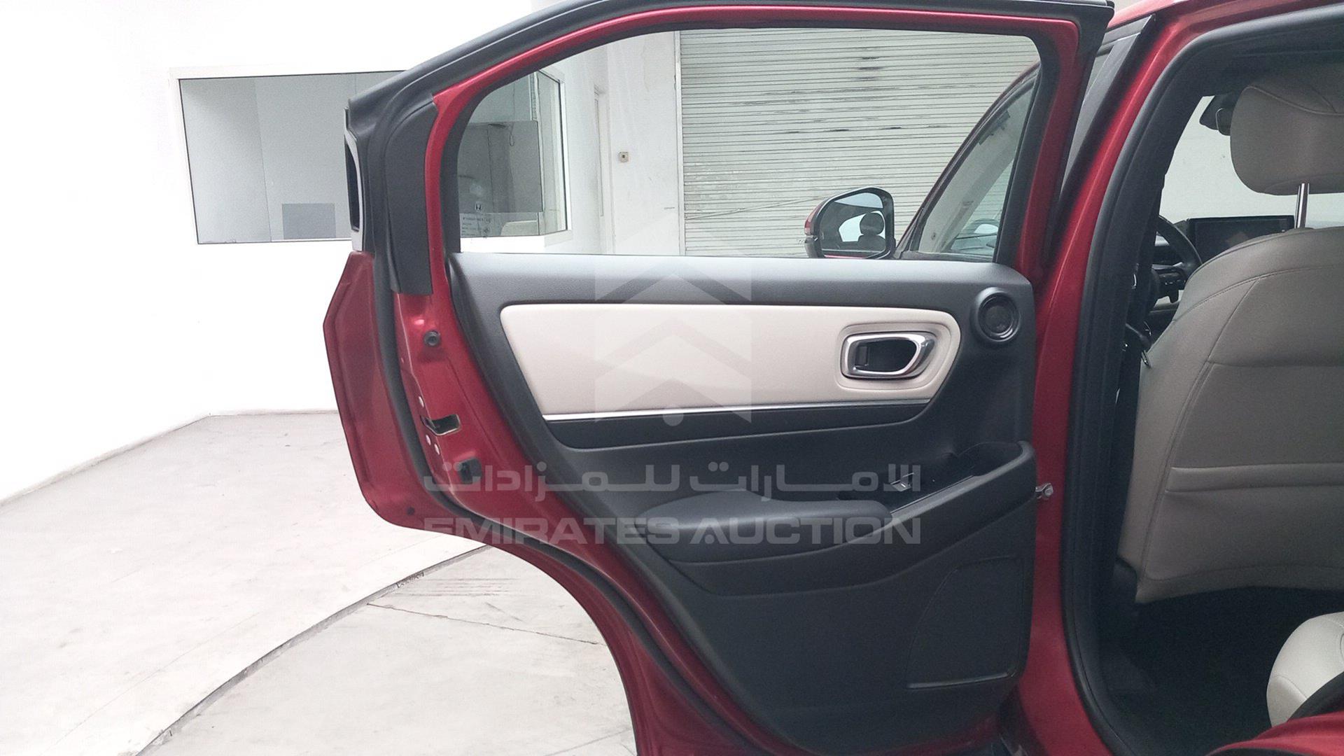 2022 HONDA HRV VIN: MRJRV3875NT010053