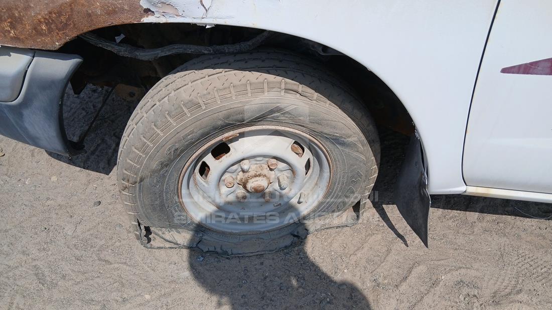 1998 Nissan 2400 — Front Left Tyre — Photo 29
