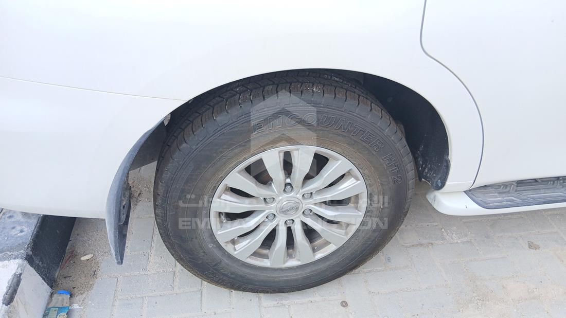 نيسان باترول 2019 — الباب الخلفي الأيمن — صورة 29