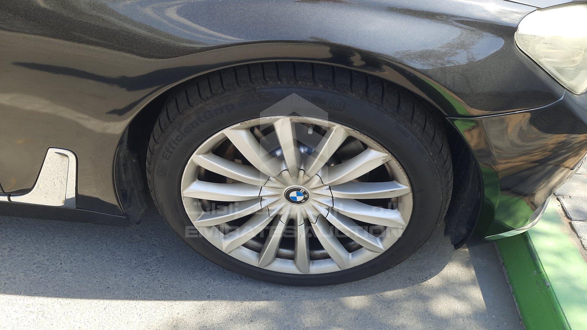 2019 BMW 730 LI VIN: WBA7E0A0XKB359049