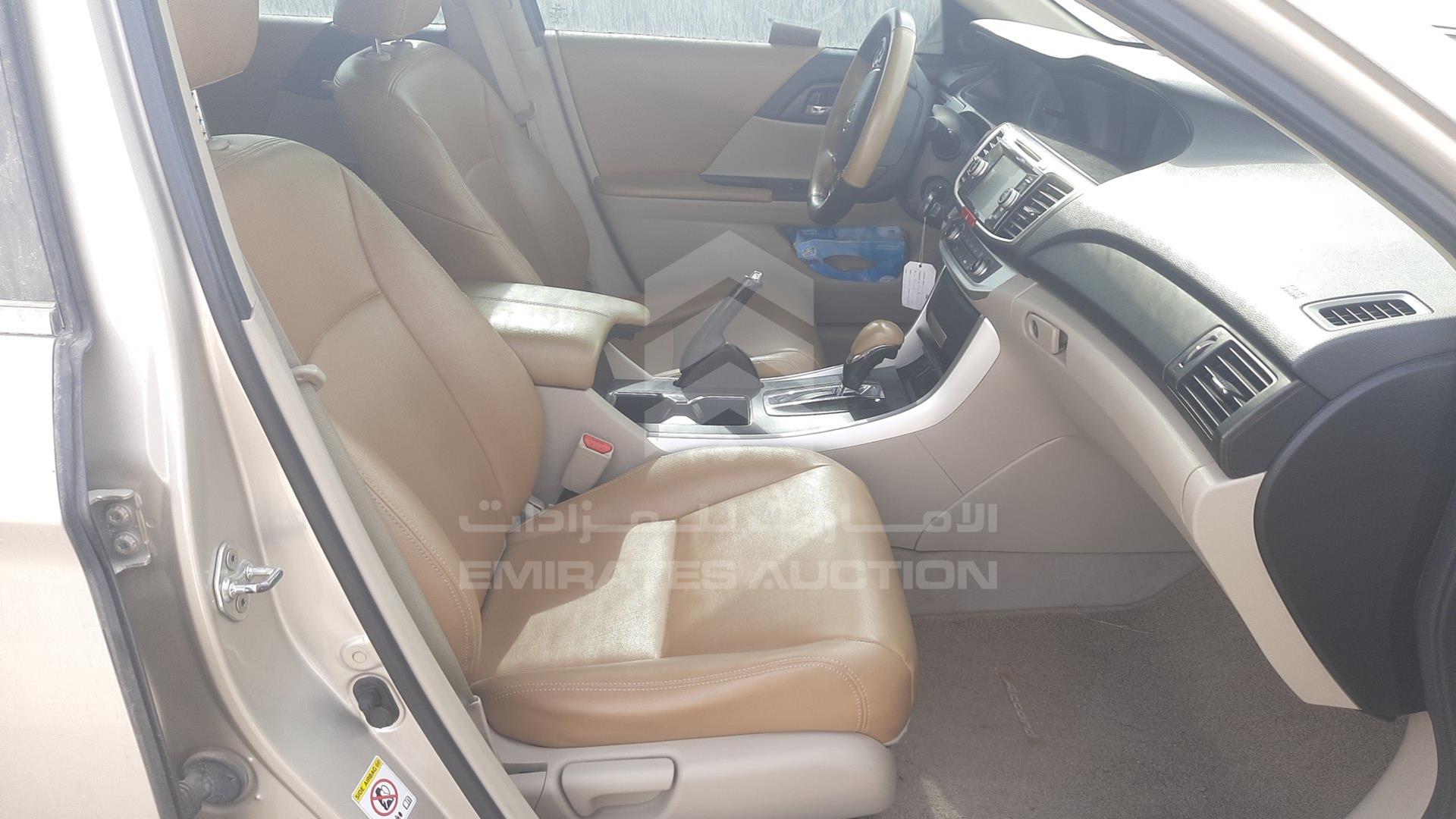 2013 HONDA ACCORD VIN: 1HGCR2637DA612178
