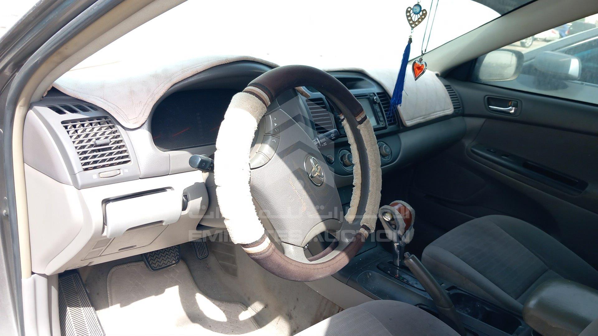 2005 TOYOTA CAMRY VIN: 4T1BE32K95U963968