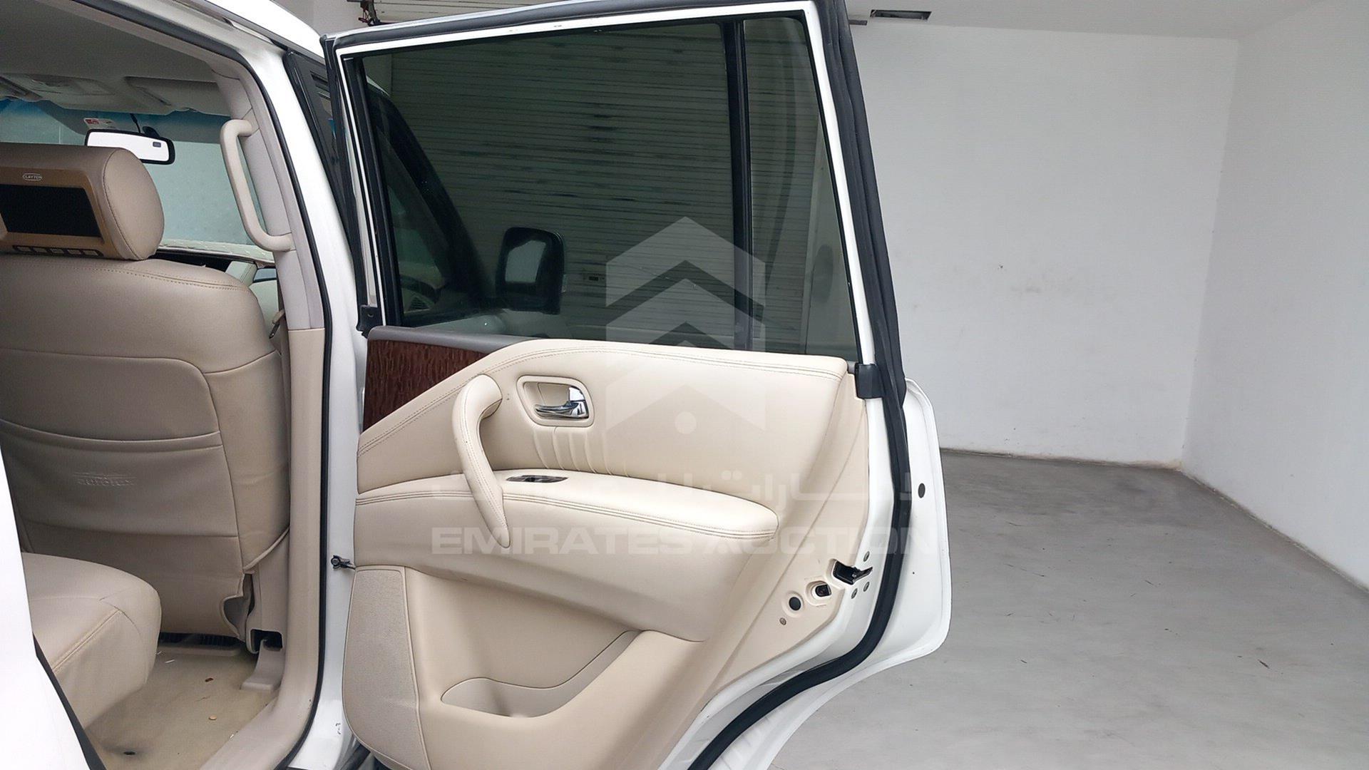 2011 NISSAN PATROL VIN: JN8AY25YXB9013588