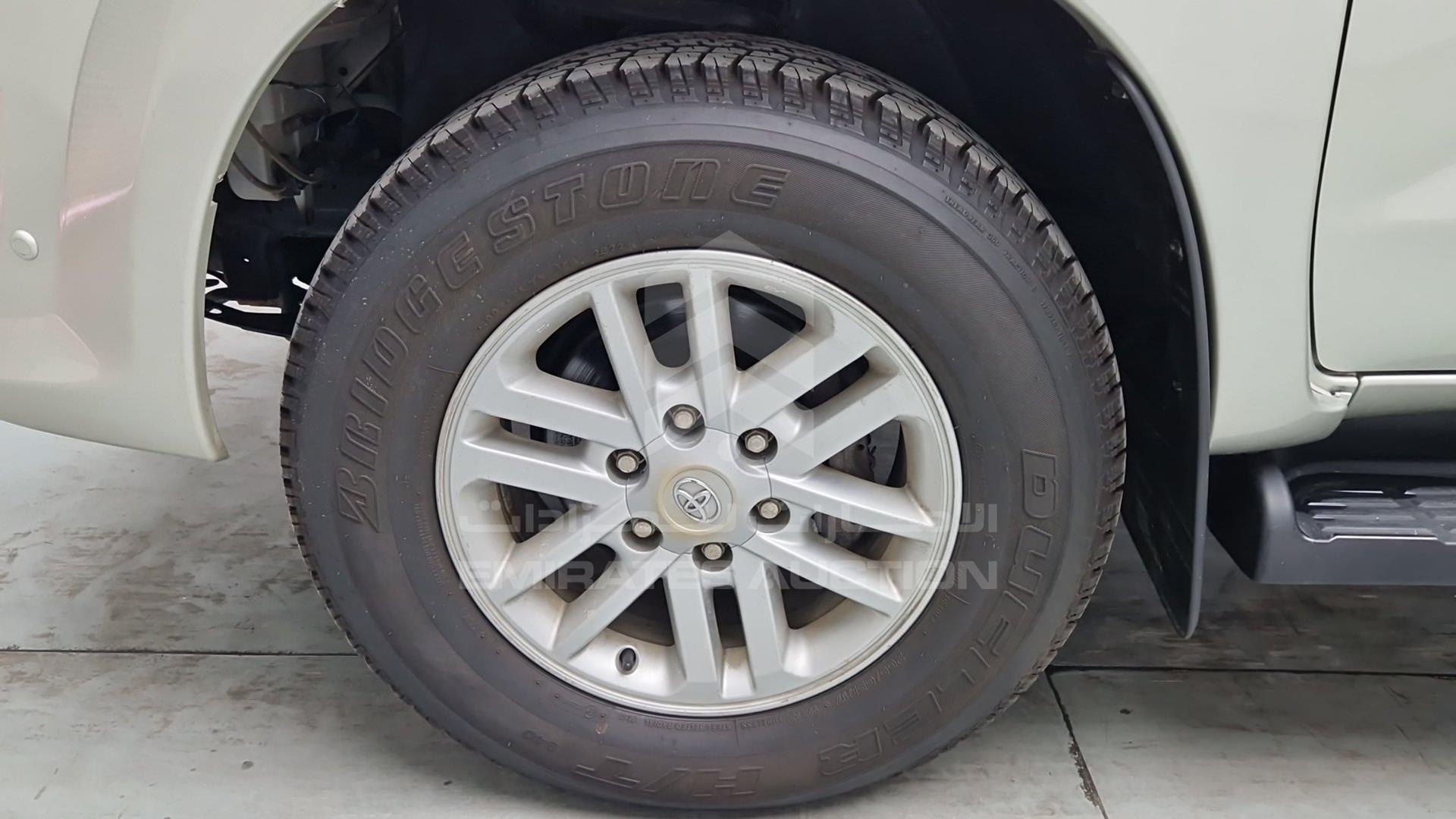 2014 TOYOTA FORTUNER VIN: MHFYU59G1E7031572