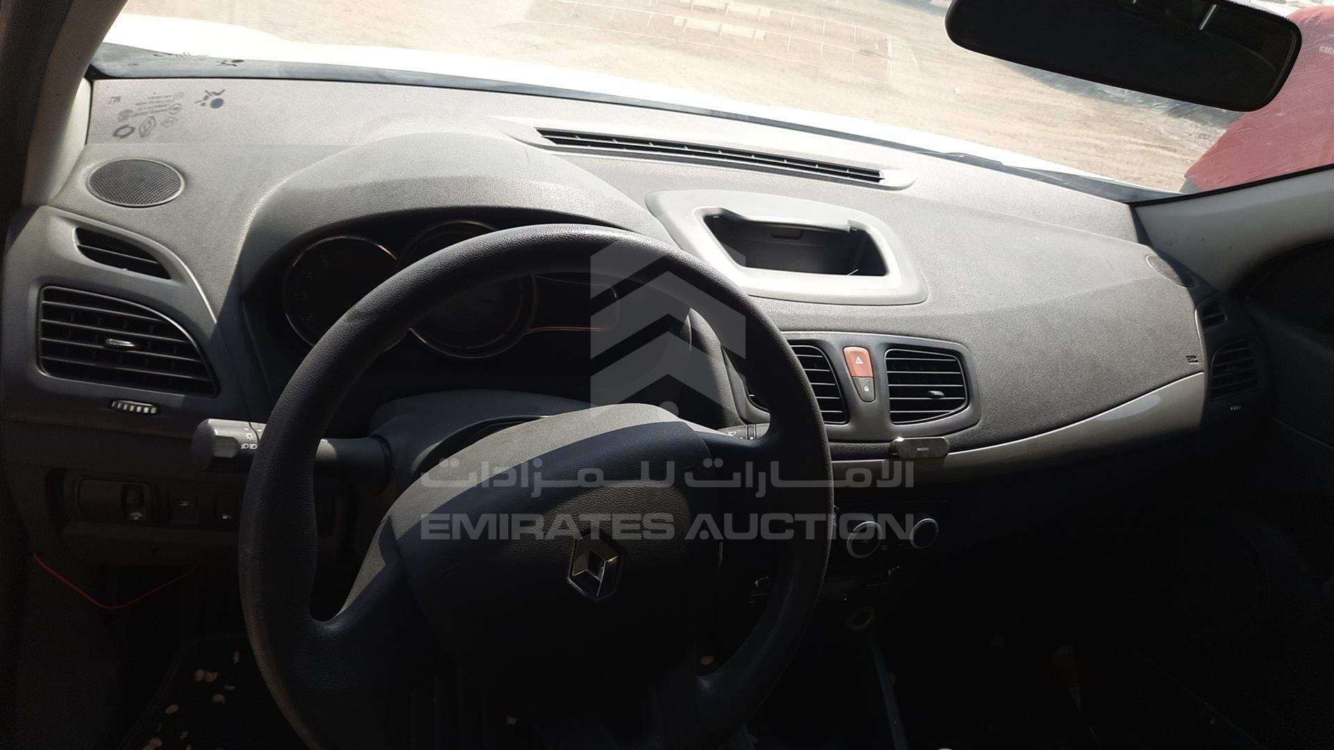 2015 RENAULT FLUENCE VIN: VF1LZL260FC288467