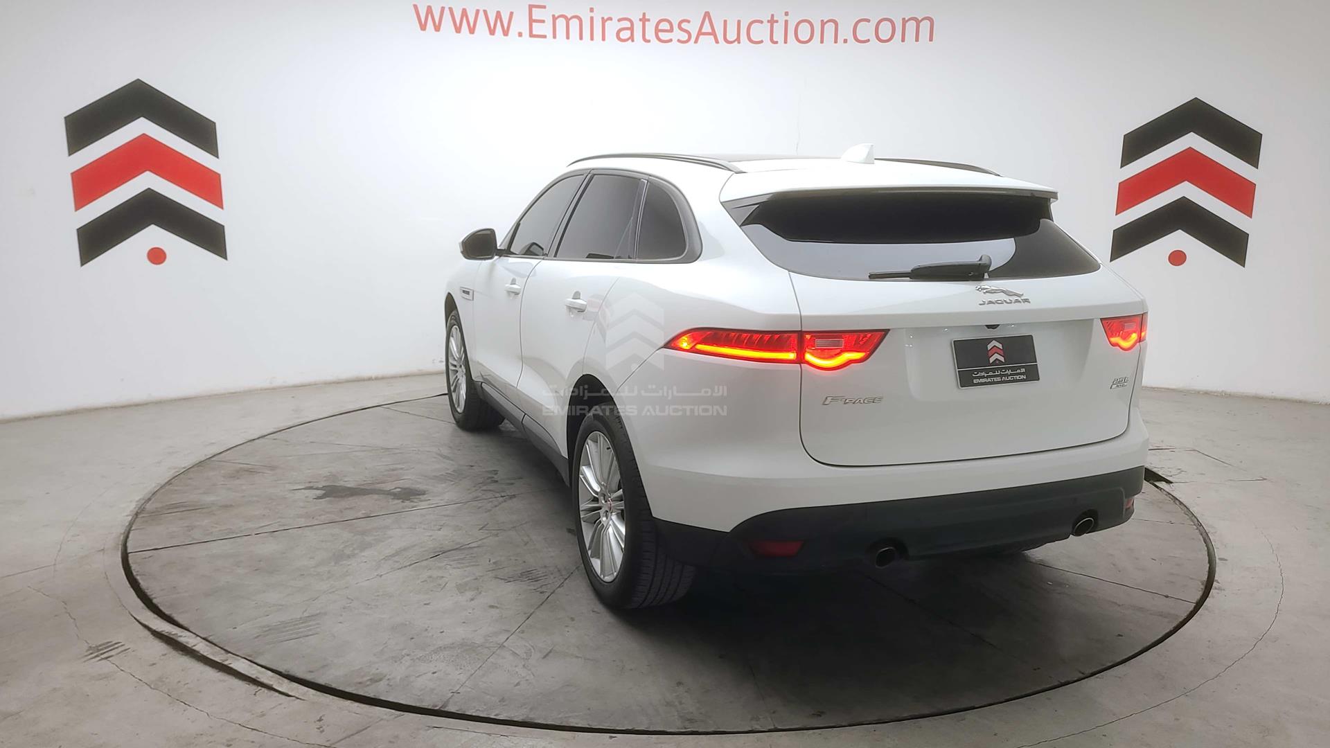 2018 JAGUAR F-PACE VIN: SADCJ2FX3JA280958