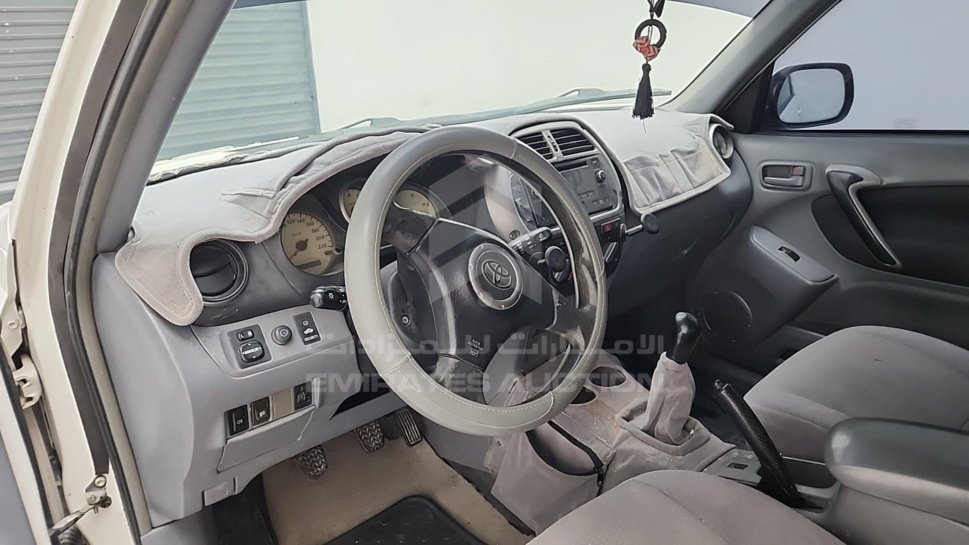 2001 TOYOTA RAV-4 VIN: JTEYH20V200013931
