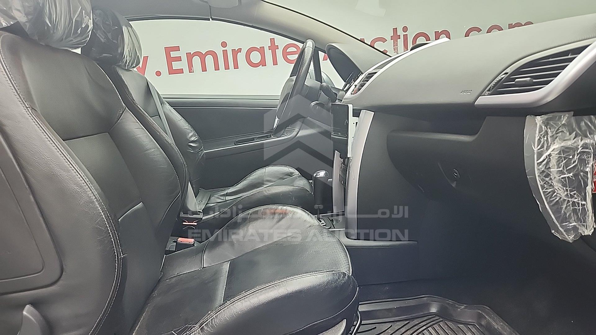 2009 PEUGEOT 207 CC VIN: VF3WB5FWF9E001065