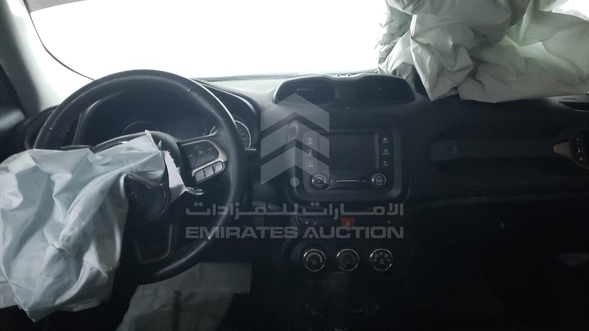 2015 JEEP RENEGADE VIN: ZACCJBBT7FPB29000