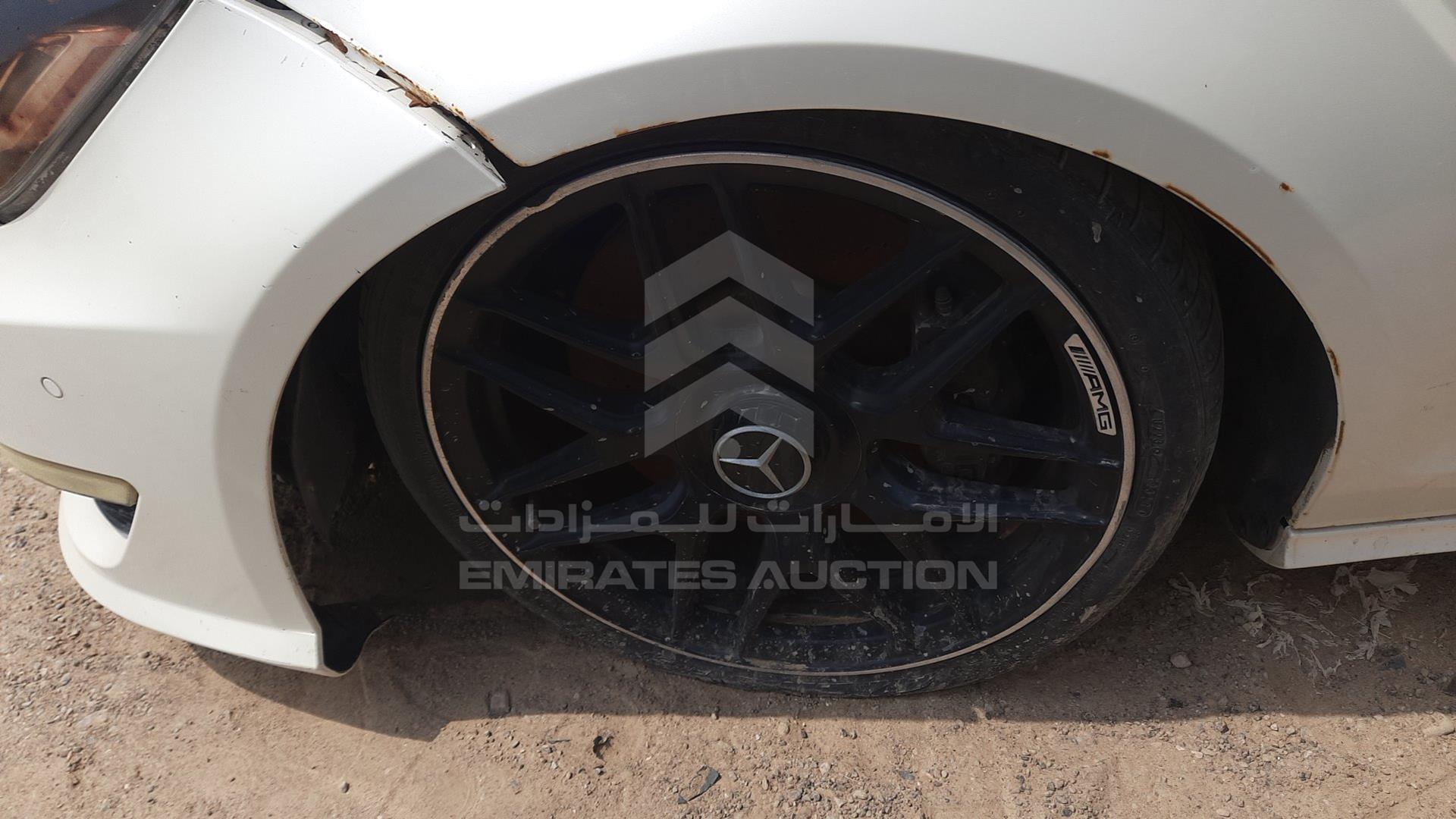 0 MERCEDES --- VIN: WDDLJ7DB2CA045802