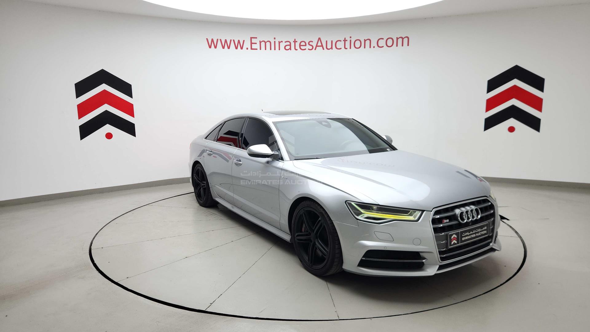 2016 AUDI S6 VIN: WAUB2CFCXGN006369