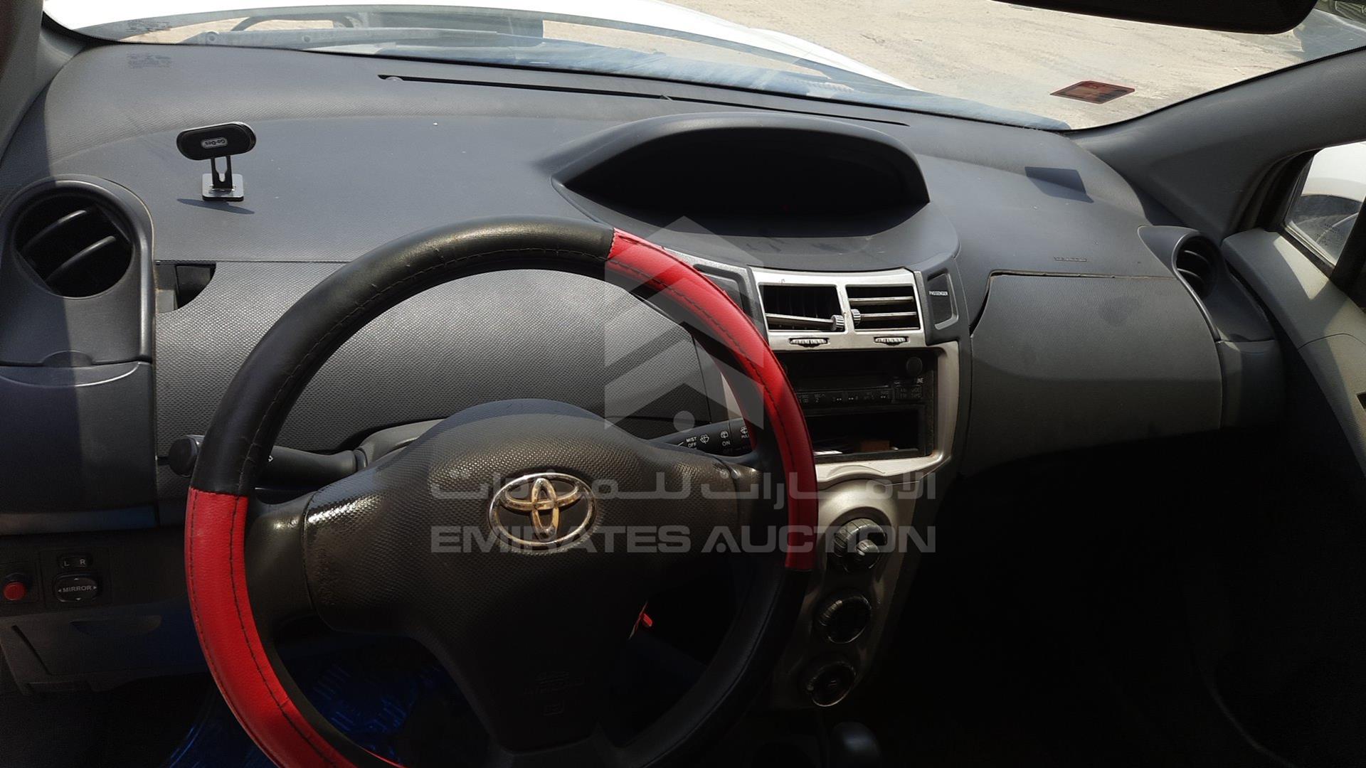 2006 TOYOTA YARIS VIN: JTDKW923265013105