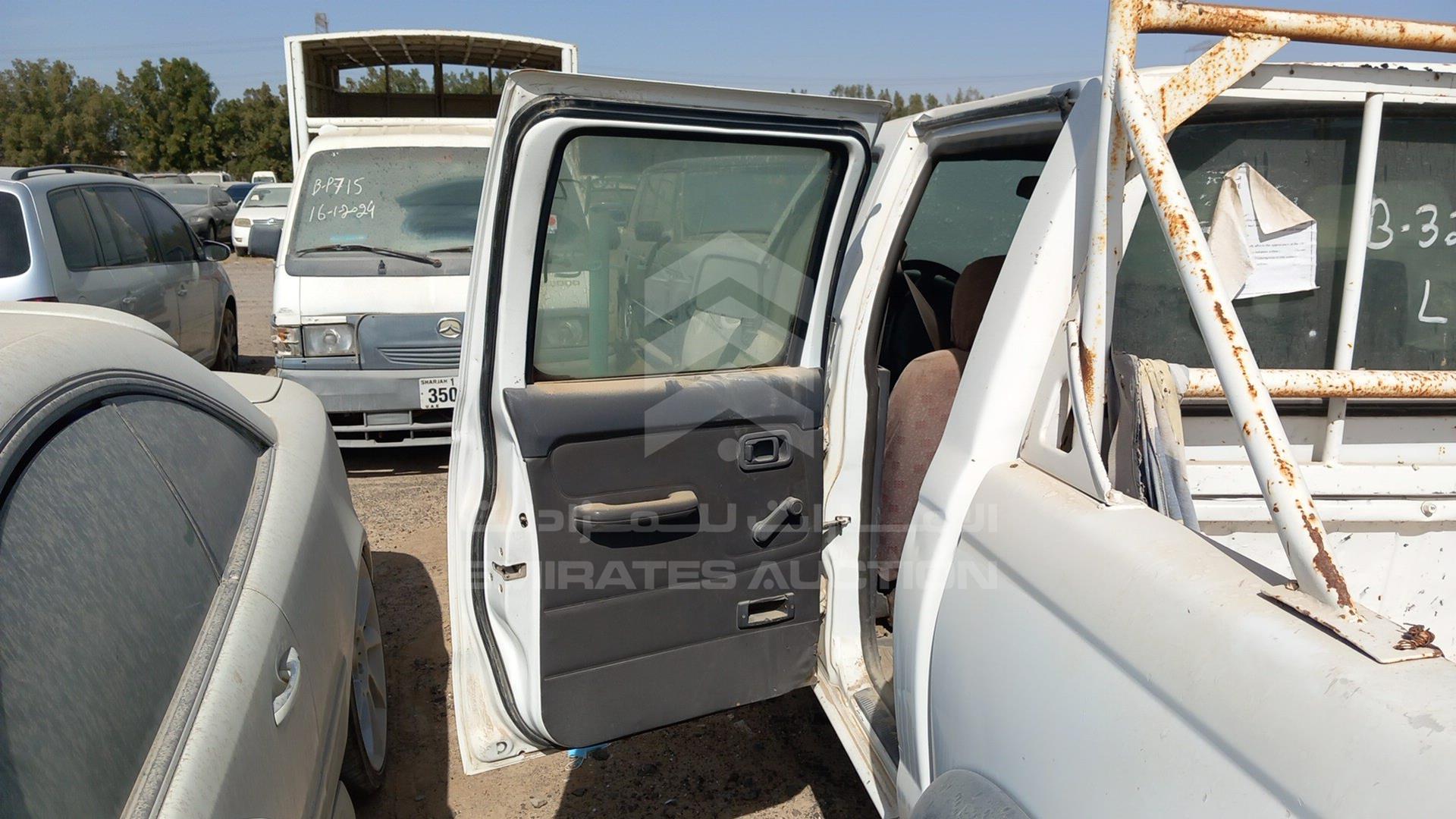 2001 NISSAN PICKUP VIN: JN6DD23Y51A700382