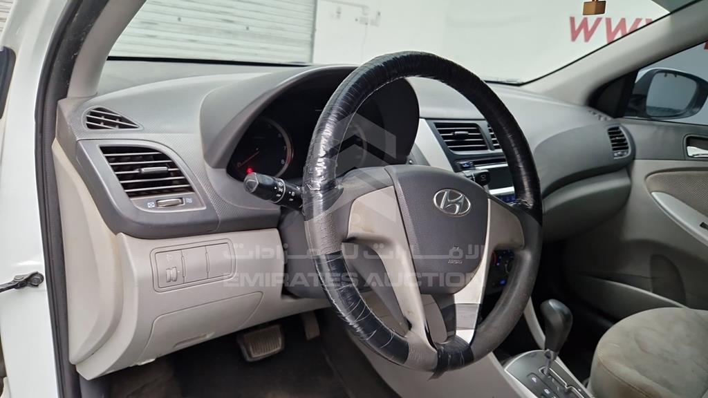 KMHCT41D0FU771794 - 2015 HYUNDAI ACCENT - #526180