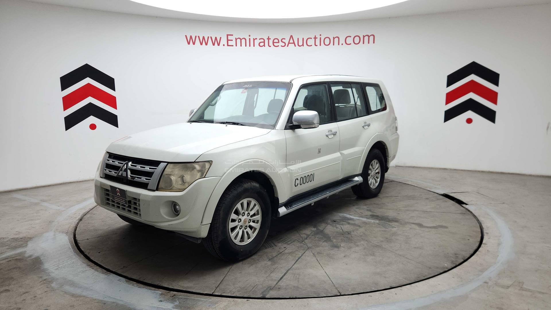 2014 MITSUBISHI PAJERO VIN: JMYLRV95WEJ717770